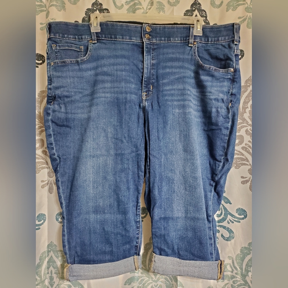 Lane Bryant Capris